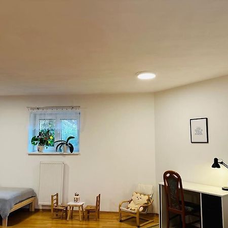 Family-Friendly Prague 5 Stay ภายนอก รูปภาพ