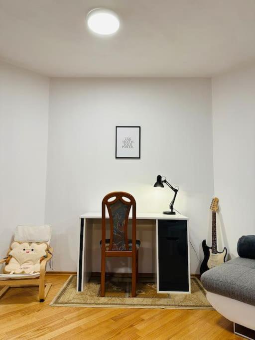Family-Friendly Prague 5 Stay ภายนอก รูปภาพ